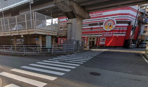 交差点を右斜め前へ